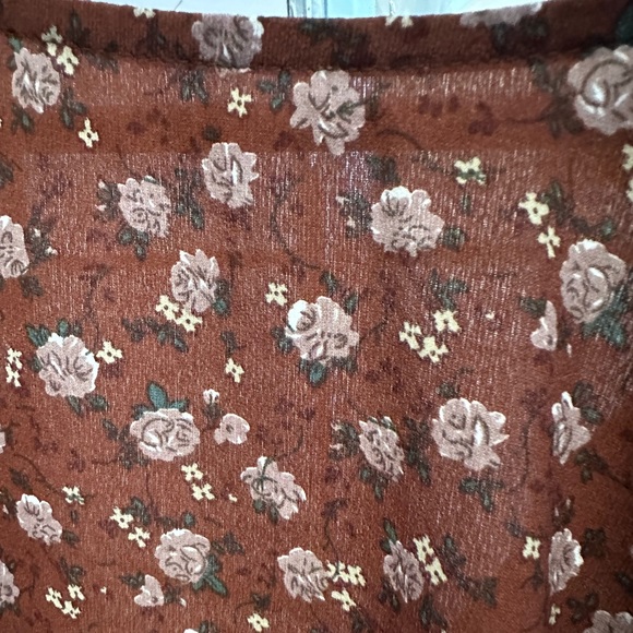 Dress with open back - Picture 8 of 11